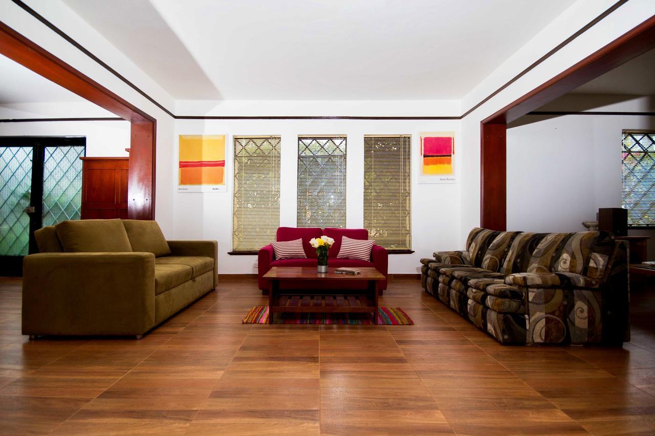 House For Groups - The Hostel Project Bogota Exterior photo